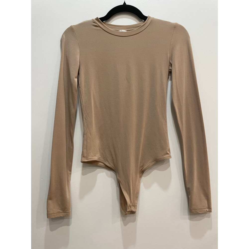 Wilfred Long sleeve Bodysuit XS Tan Minimalist Capsule Clean Girl Neutral